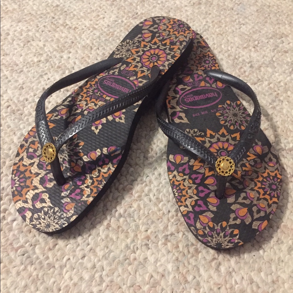 NEVER WORN Havaianas flip flops